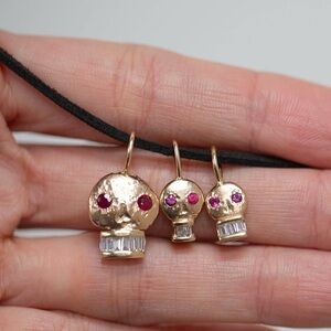 Gold Skull Pendant Necklace